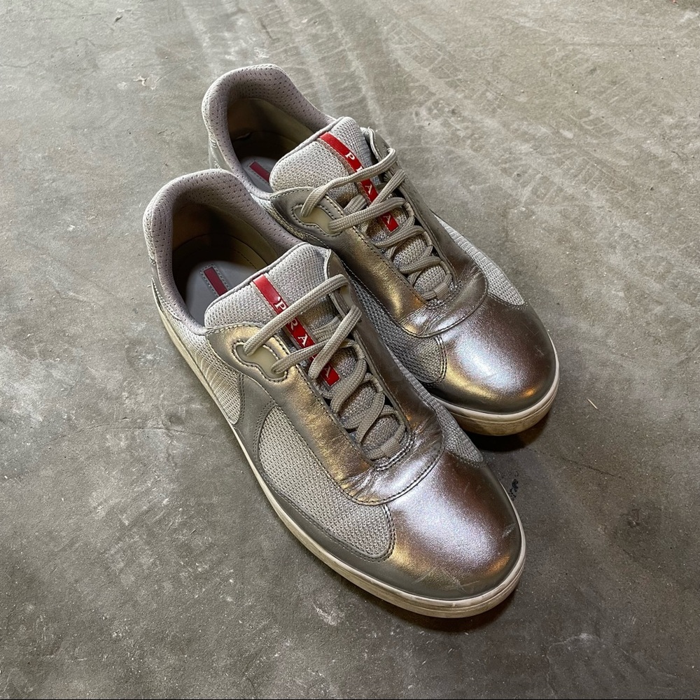 PRADA Men’s Low Top Sneakers (Size 10)